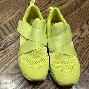 TIEM SPD cycling shoes sneaker style citron yellow SPD attached
